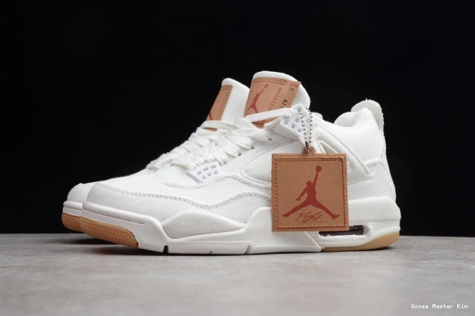 x Levi's AO2571-100 Jordan 'White' Air 4 0812